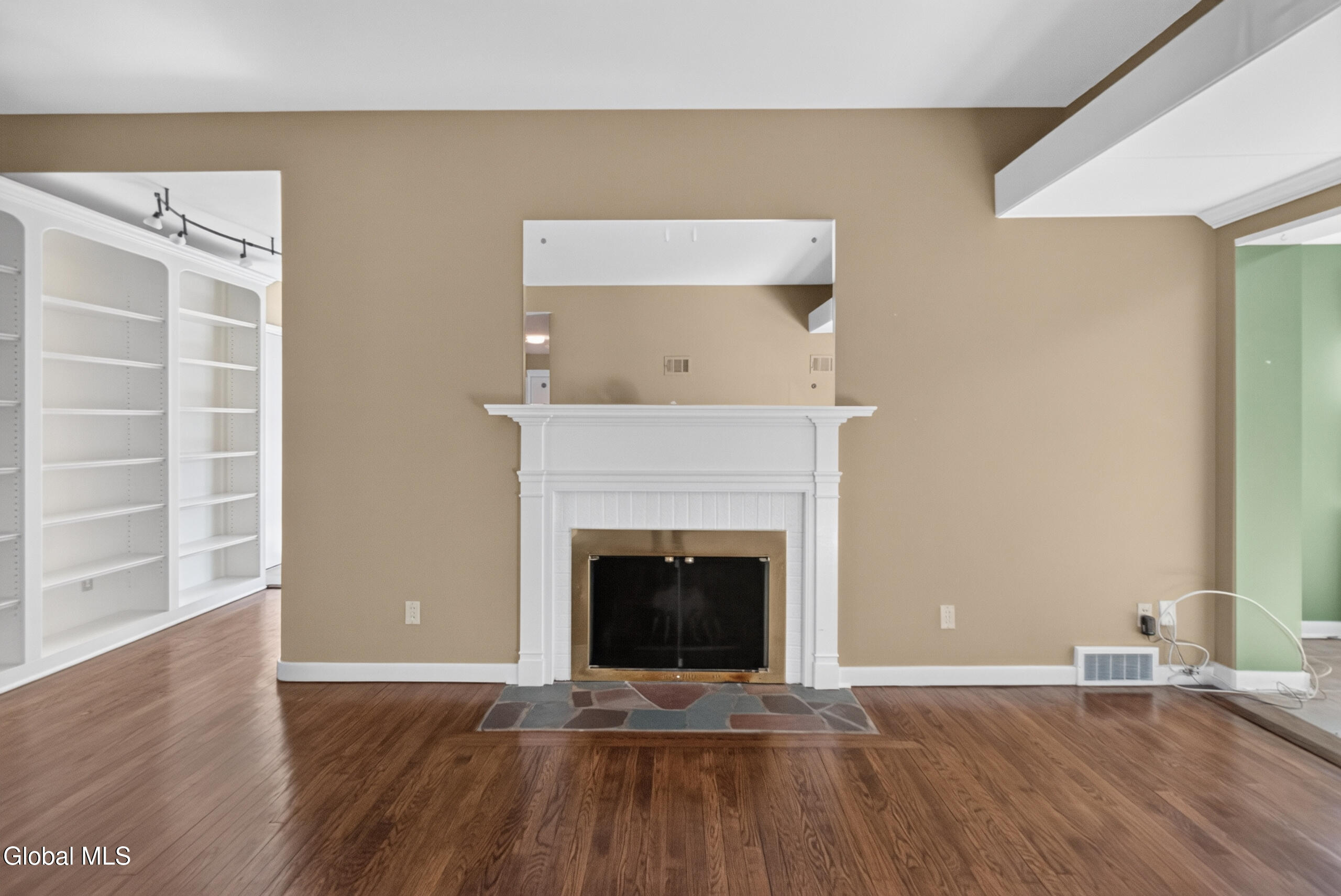 1189 Mcclellan Street Schenectady NY 12309