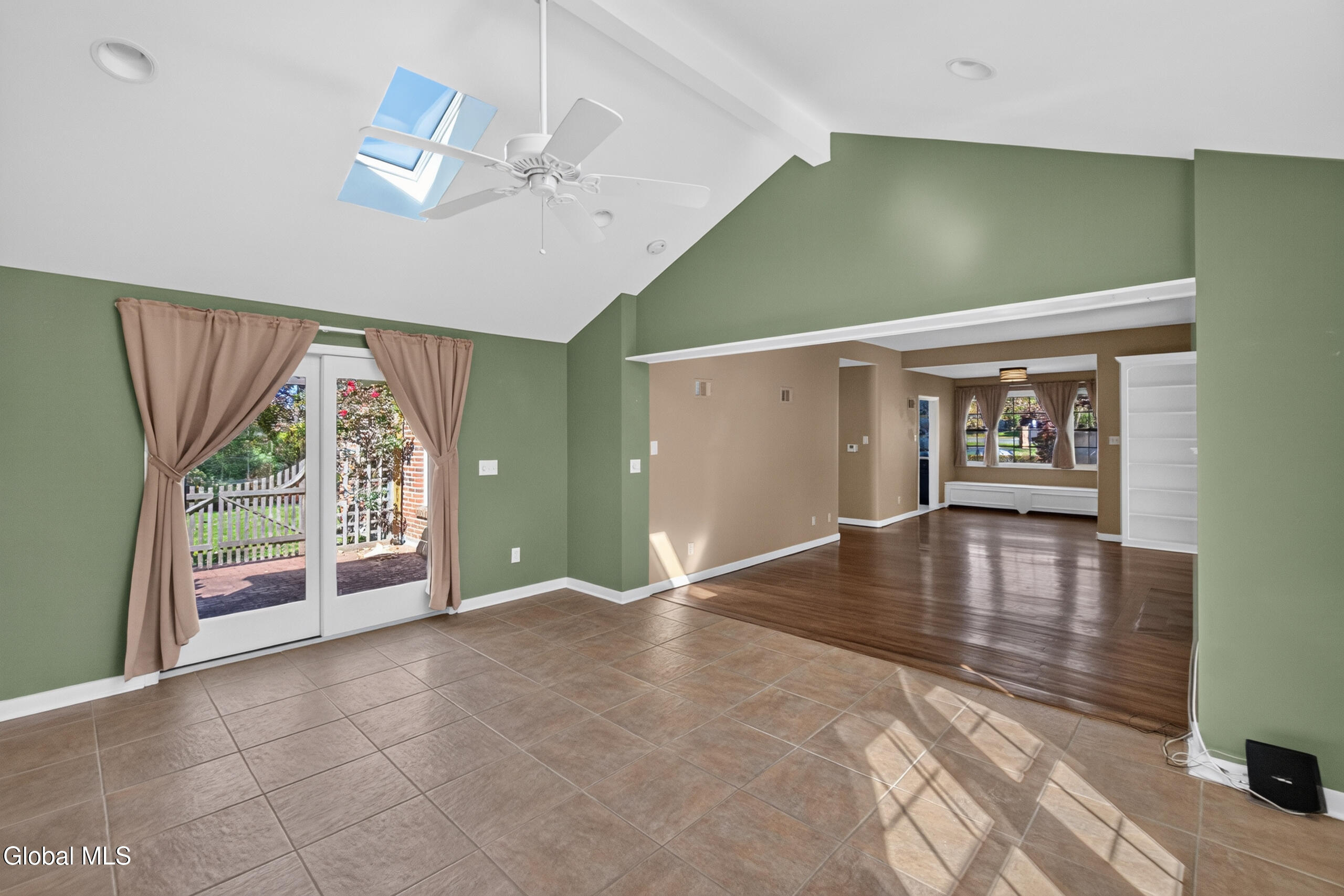 1189 Mcclellan Street Schenectady NY 12309