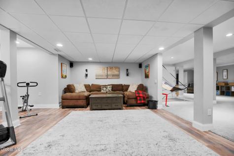1 Tansy Court Wynantskill NY 12198