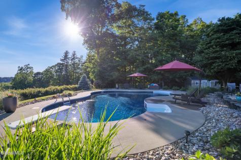 1 Tansy Court Wynantskill NY 12198