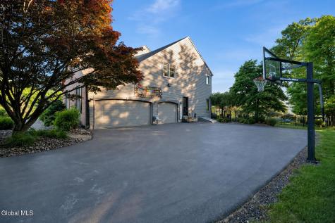1 Tansy Court Wynantskill NY 12198
