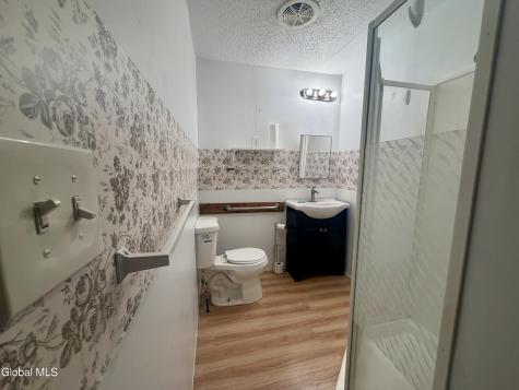 31 Penny Lane Averill Park NY 12018