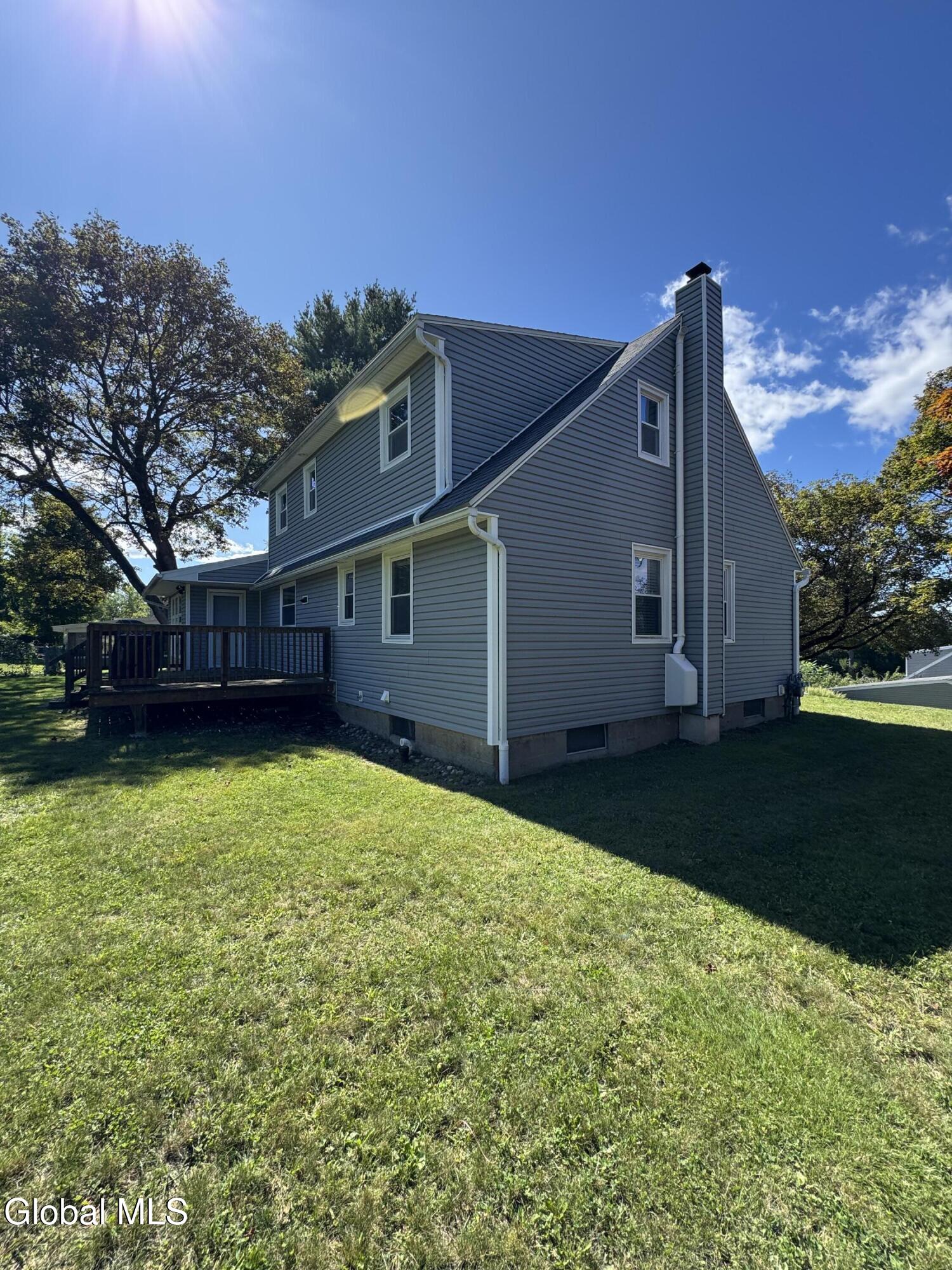 16 Sunset Troy NY 12180
