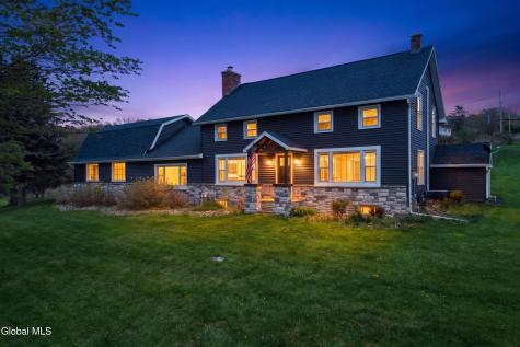 106 Mosher Road Sand Lake NY 12153