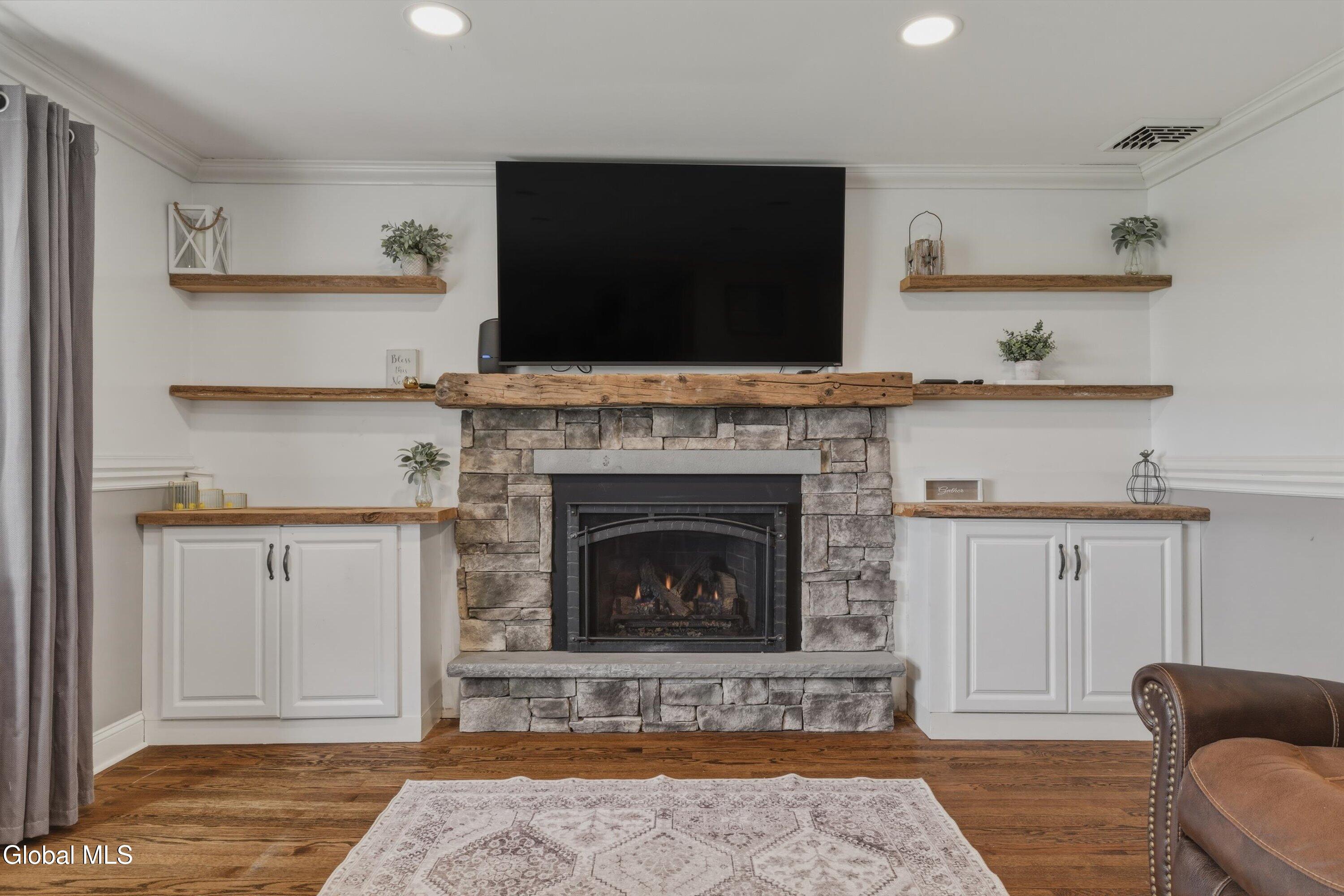106 Mosher Road Sand Lake NY 12153