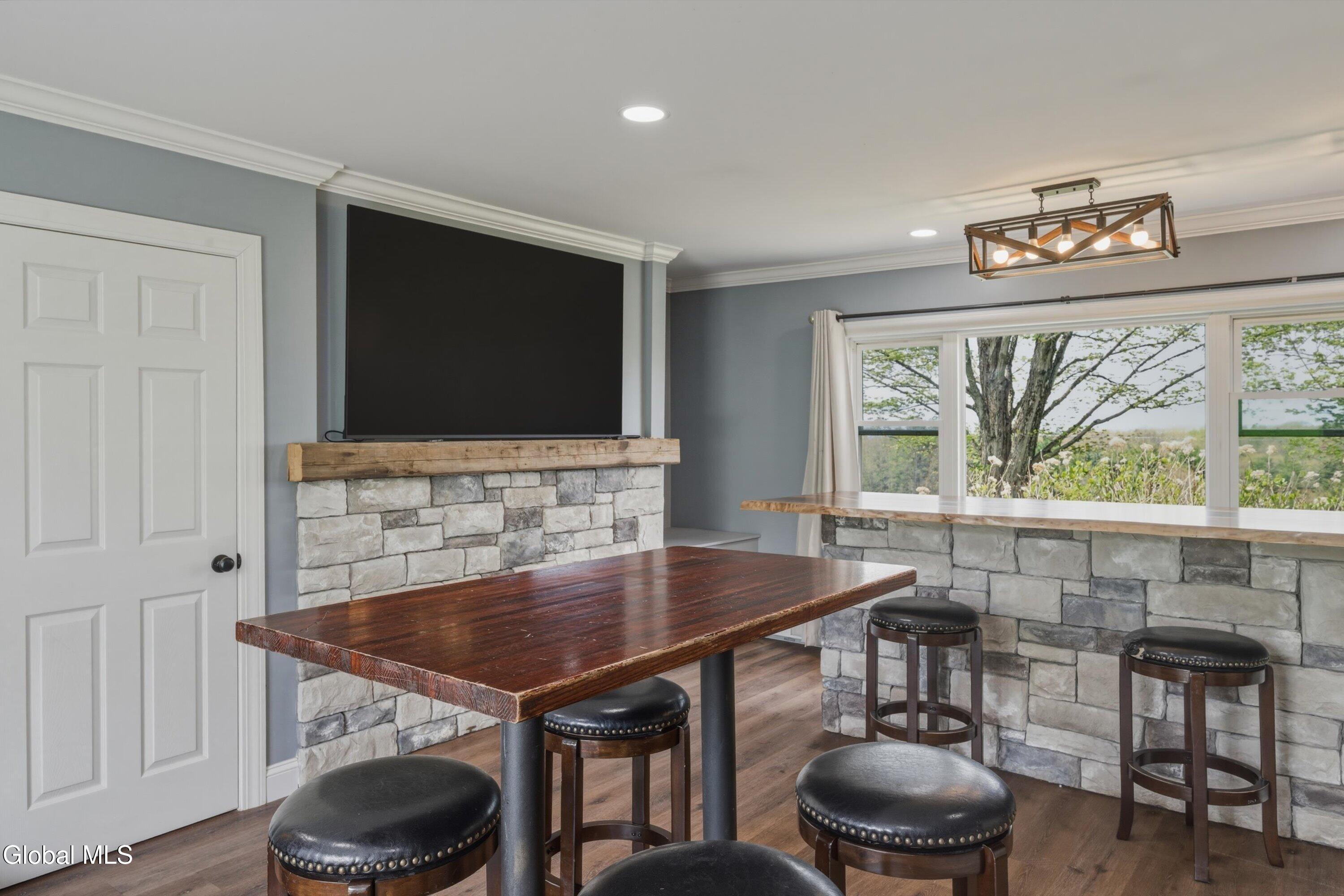 106 Mosher Road Sand Lake NY 12153