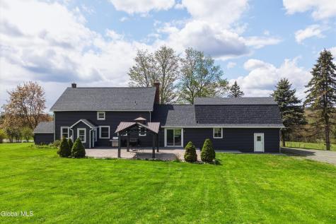106 Mosher Road Sand Lake NY 12153