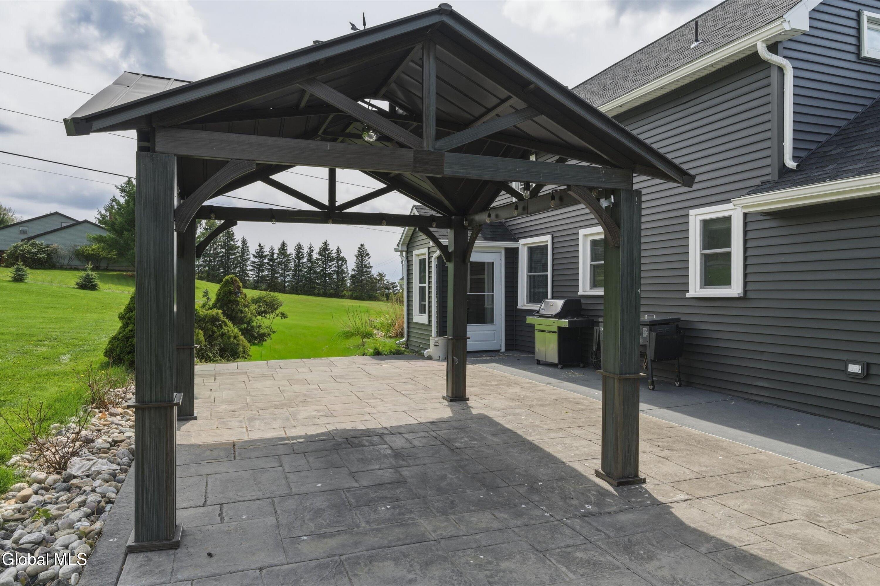 106 Mosher Road Sand Lake NY 12153