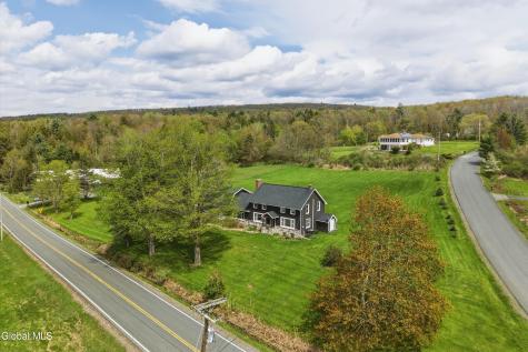 106 Mosher Road Sand Lake NY 12153