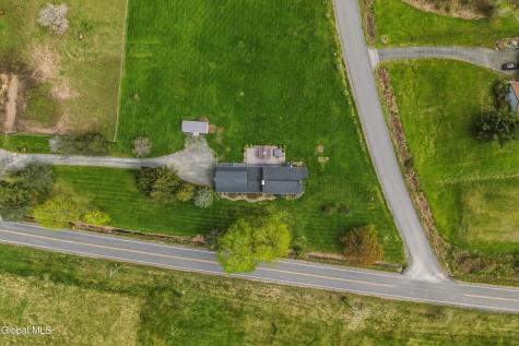 106 Mosher Road Sand Lake NY 12153
