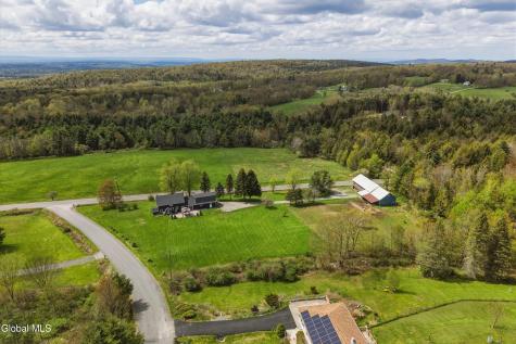 106 Mosher Road Sand Lake NY 12153