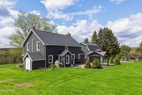 106 Mosher Road Sand Lake NY 12153