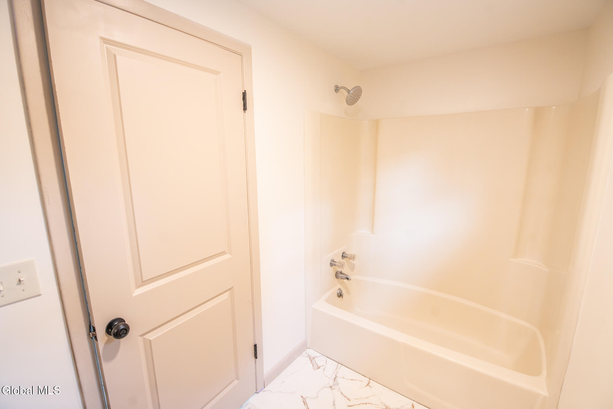 7 Bowman Avenue Glens Falls NY 12801