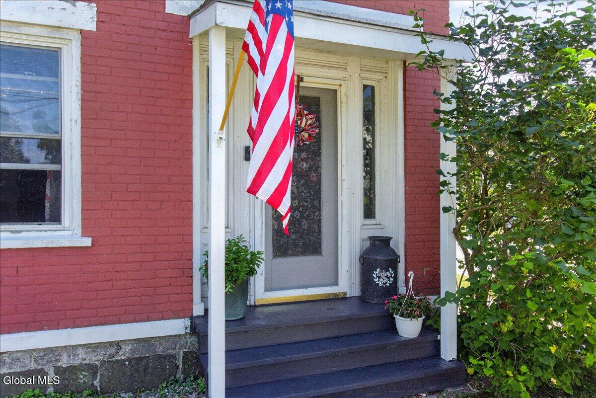 21 Burgoyne Street Schuylerville NY 12871