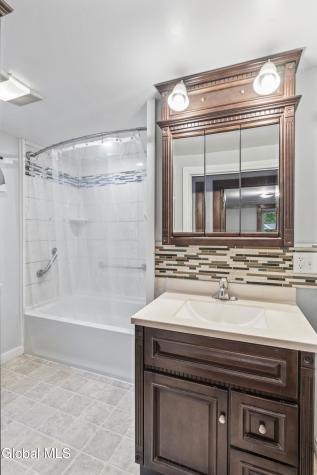 134 Oakland Avenue Gloversville NY 12078