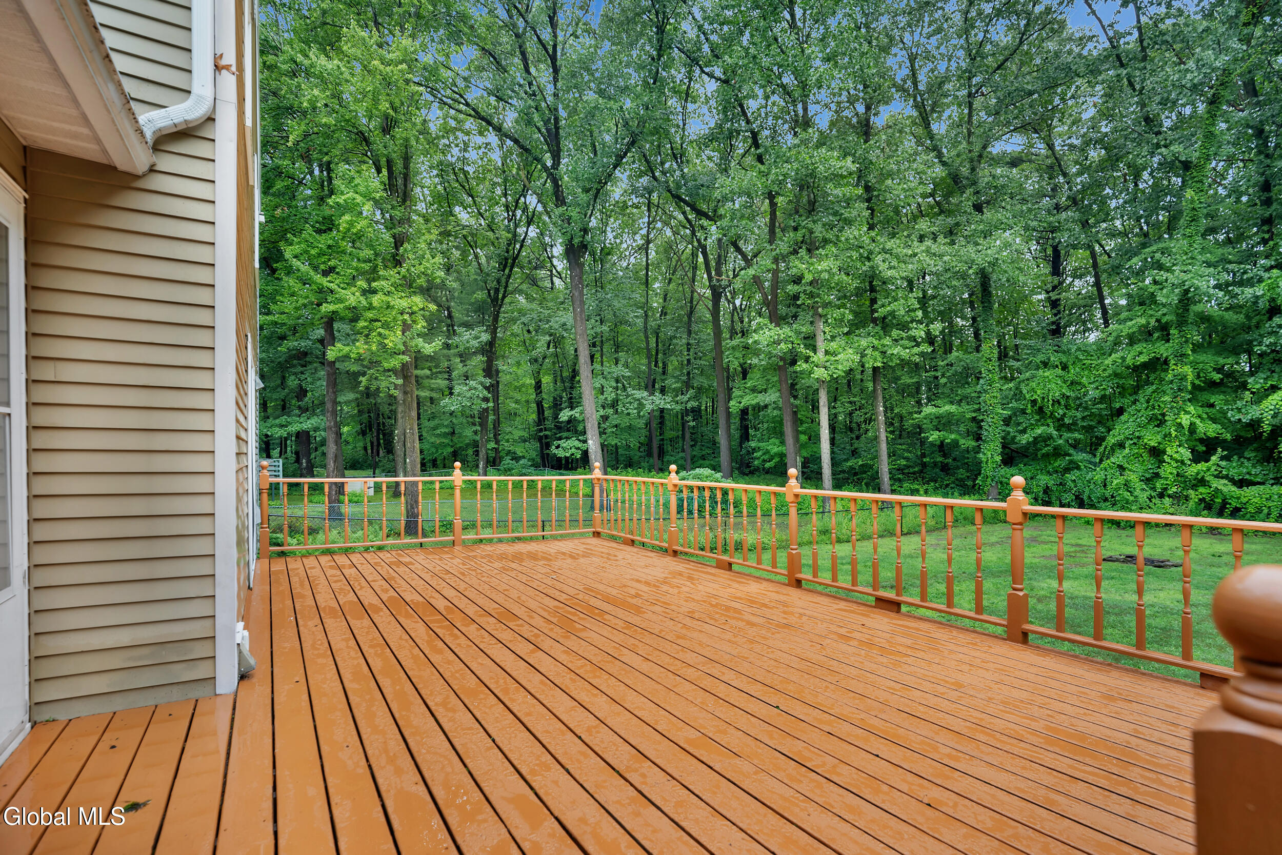 47 Canterbury Road Clifton Park NY 12065