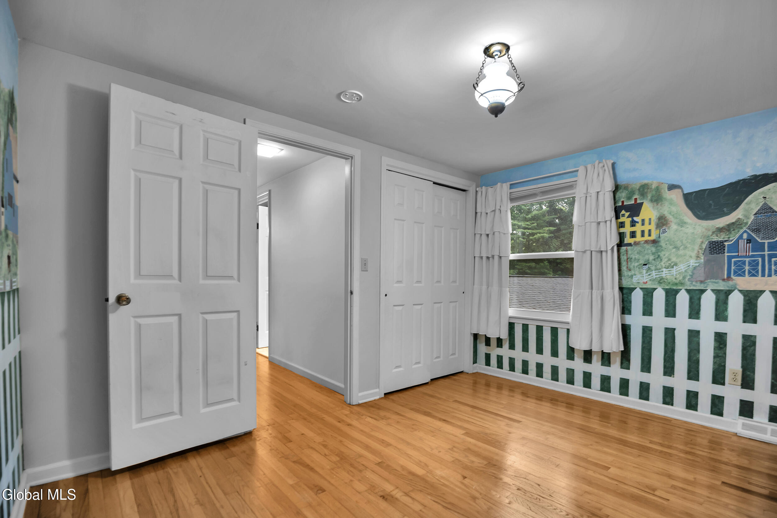 47 Canterbury Road Clifton Park NY 12065