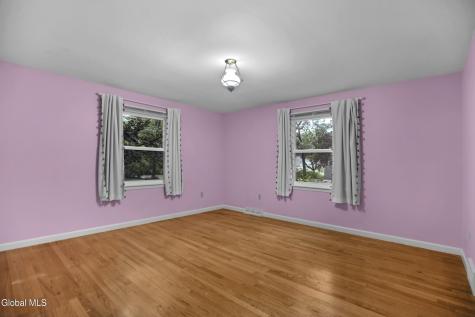 47 Canterbury Road Clifton Park NY 12065