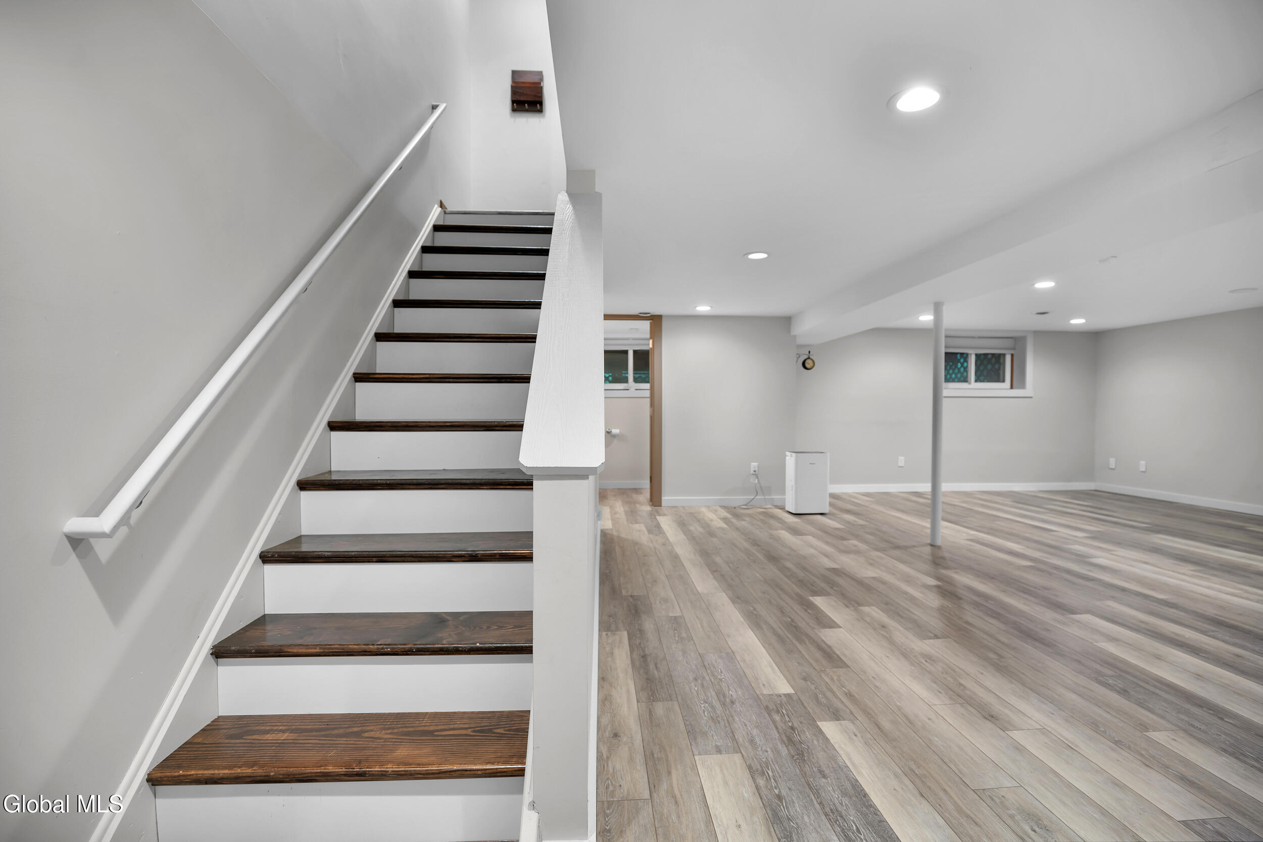 47 Canterbury Road Clifton Park NY 12065
