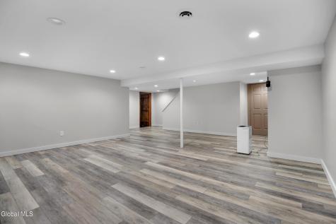 47 Canterbury Road Clifton Park NY 12065