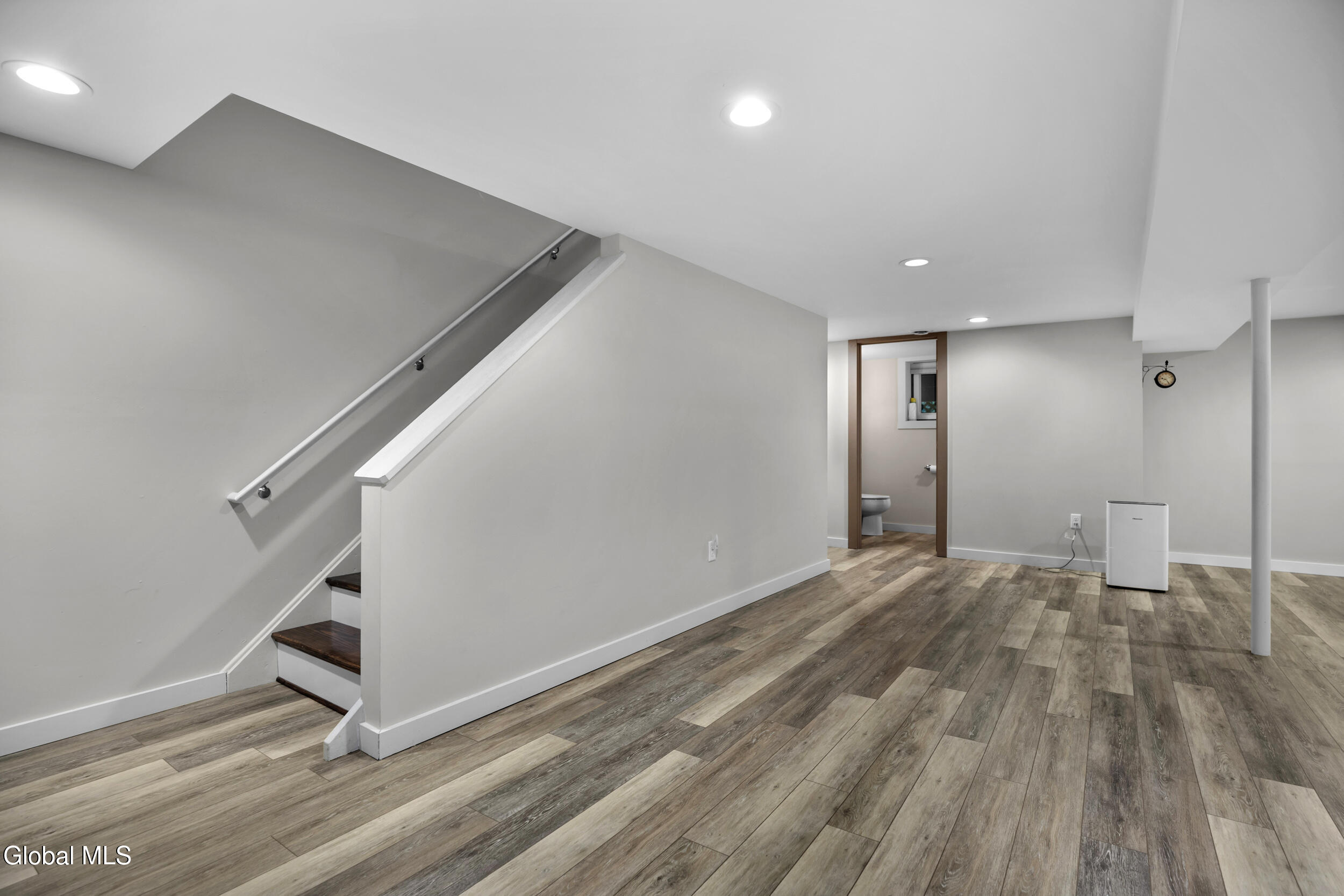 47 Canterbury Road Clifton Park NY 12065