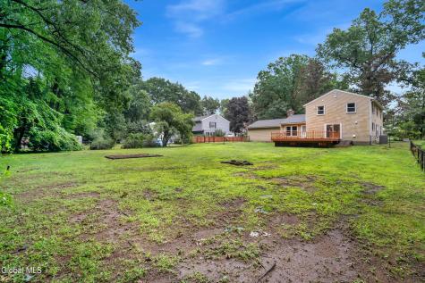47 Canterbury Road Clifton Park NY 12065