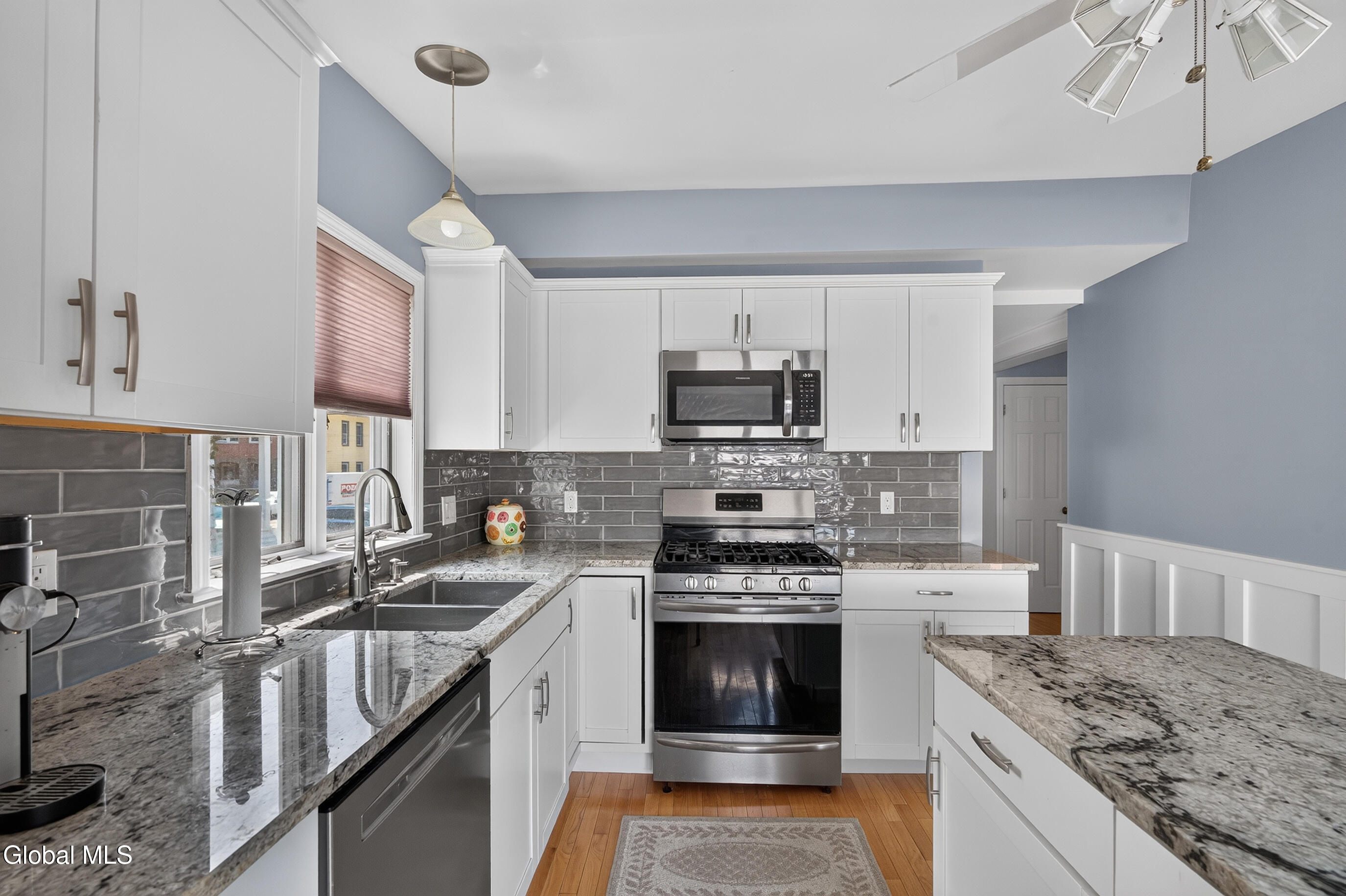 809 Thompson Street Schenectady NY 12306