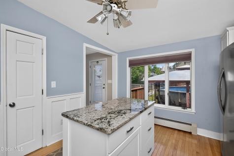 809 Thompson Street Schenectady NY 12306