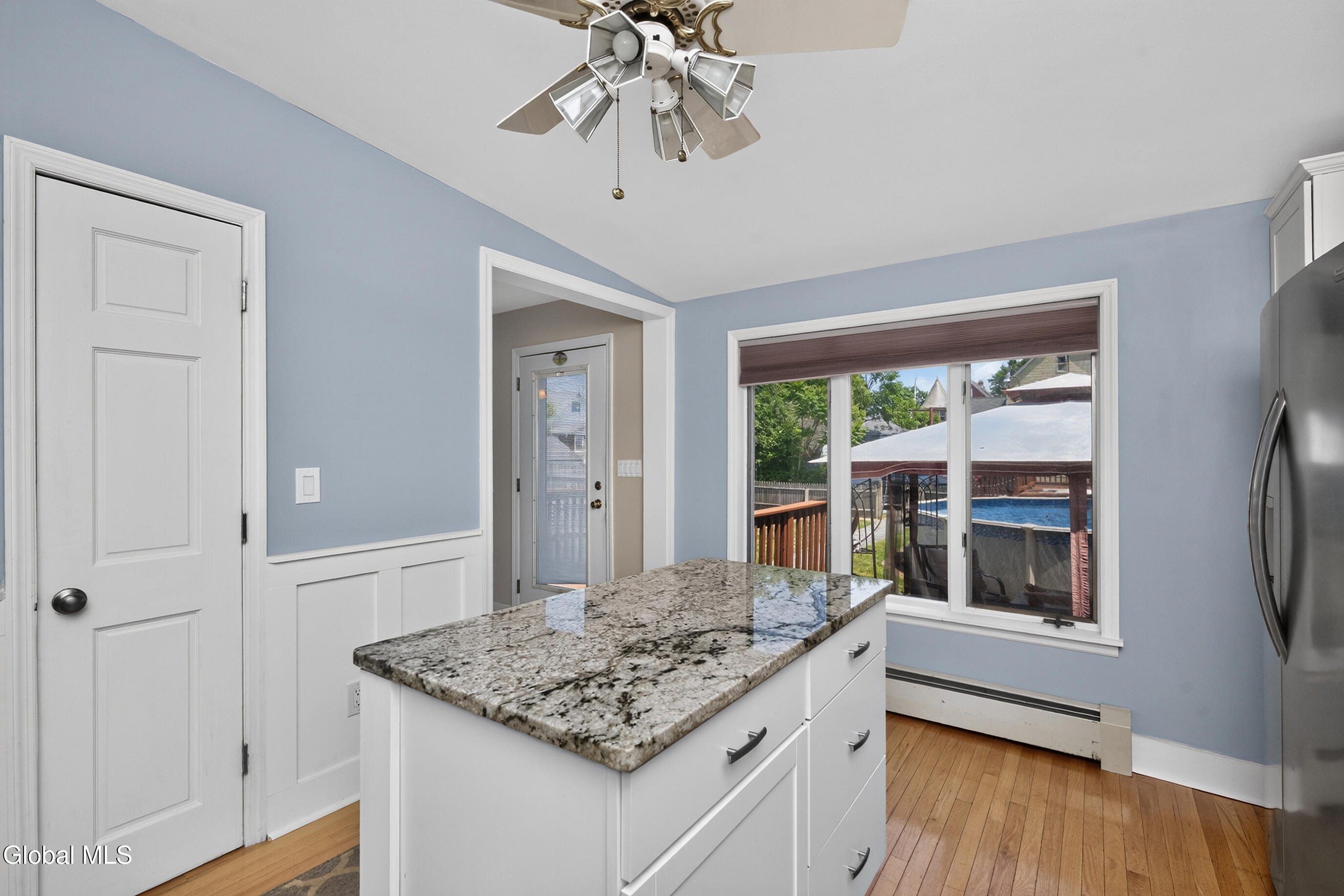 809 Thompson Street Schenectady NY 12306