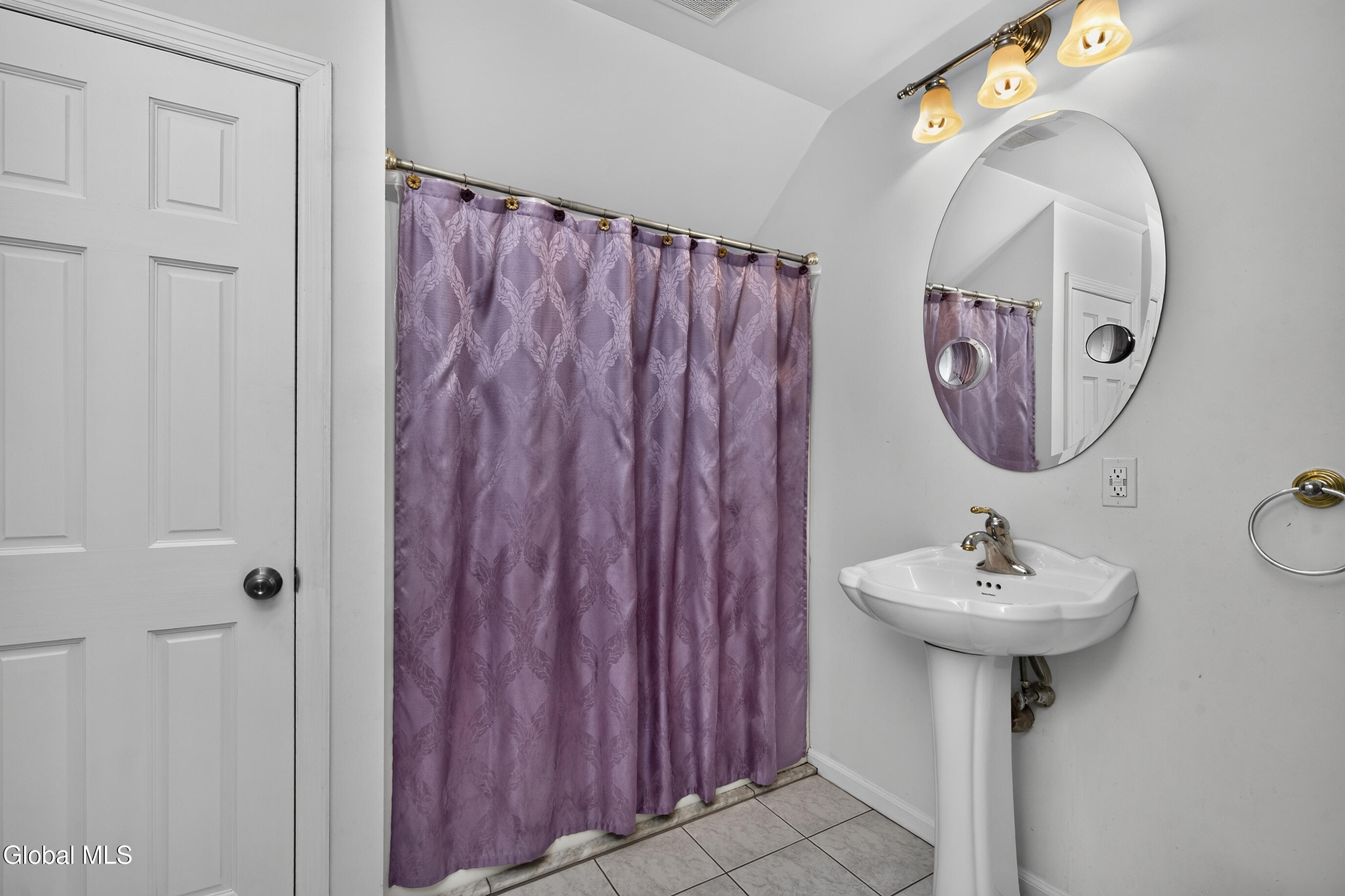 809 Thompson Street Schenectady NY 12306