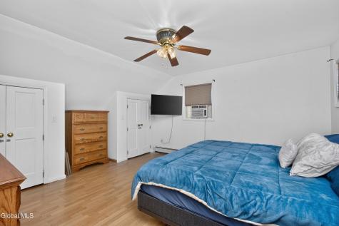 809 Thompson Street Schenectady NY 12306