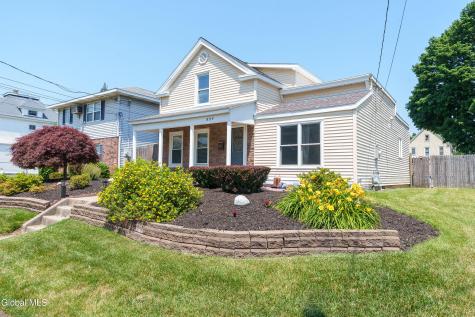 809 Thompson Street Schenectady NY 12306