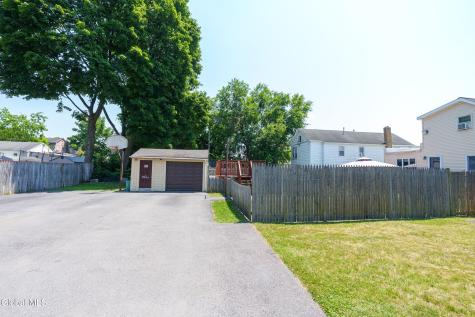 809 Thompson Street Schenectady NY 12306