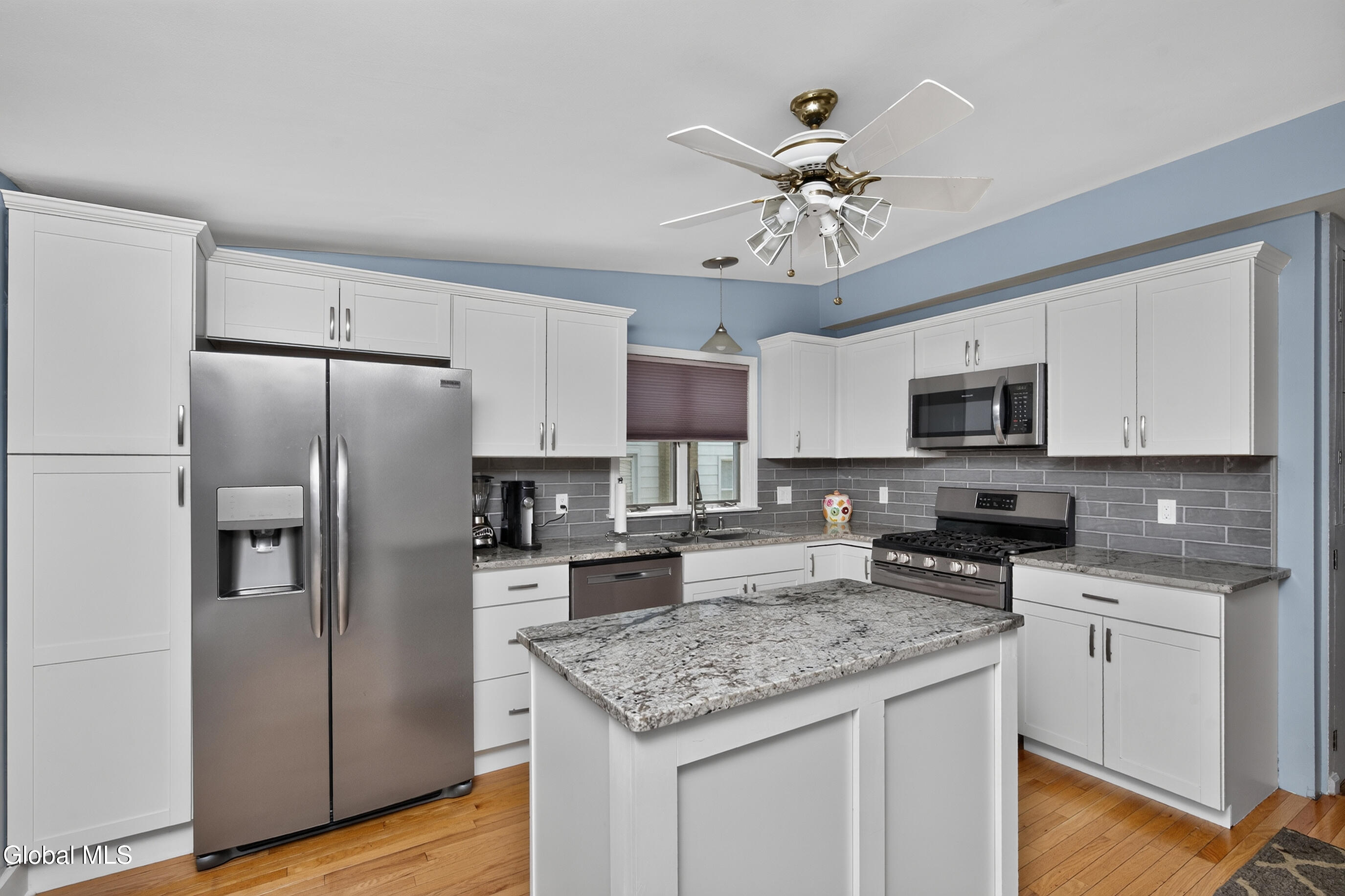 809 Thompson Street Schenectady NY 12306