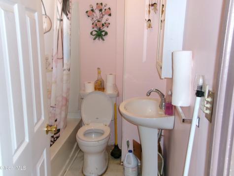 34 Halfmoon Drive Waterford NY 12188