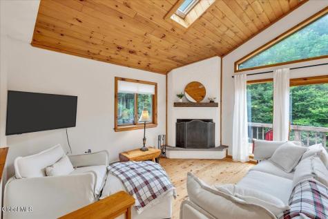 307 Bobillen Drive Jewett NY 12444