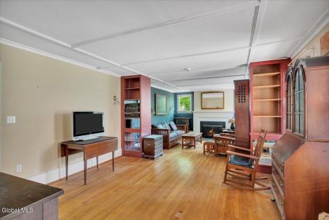 18 Gaffney Lane Kinderhook NY 12106