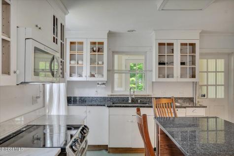 18 Gaffney Lane Kinderhook NY 12106