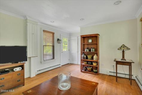 18 Gaffney Lane Kinderhook NY 12106