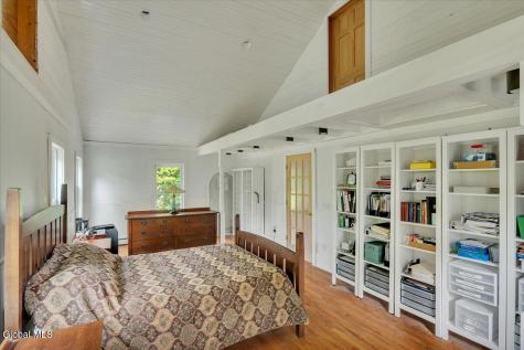 18 Gaffney Lane Kinderhook NY 12106