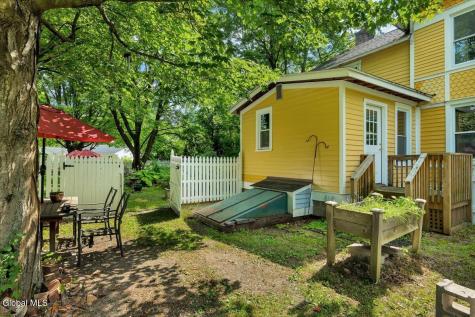 18 Gaffney Lane Kinderhook NY 12106