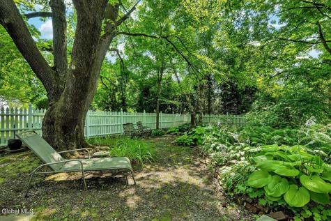 18 Gaffney Lane Kinderhook NY 12106