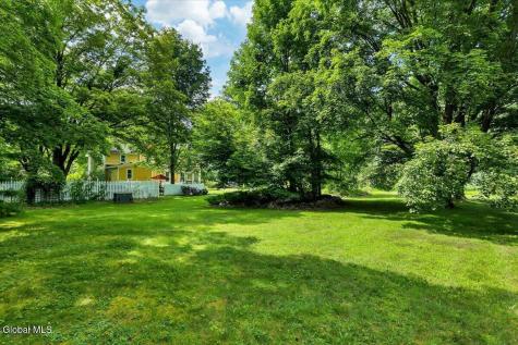 18 Gaffney Lane Kinderhook NY 12106