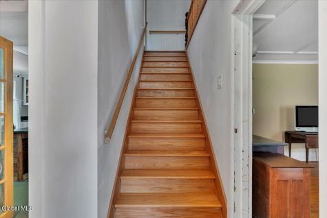 18 Gaffney Lane Kinderhook NY 12106