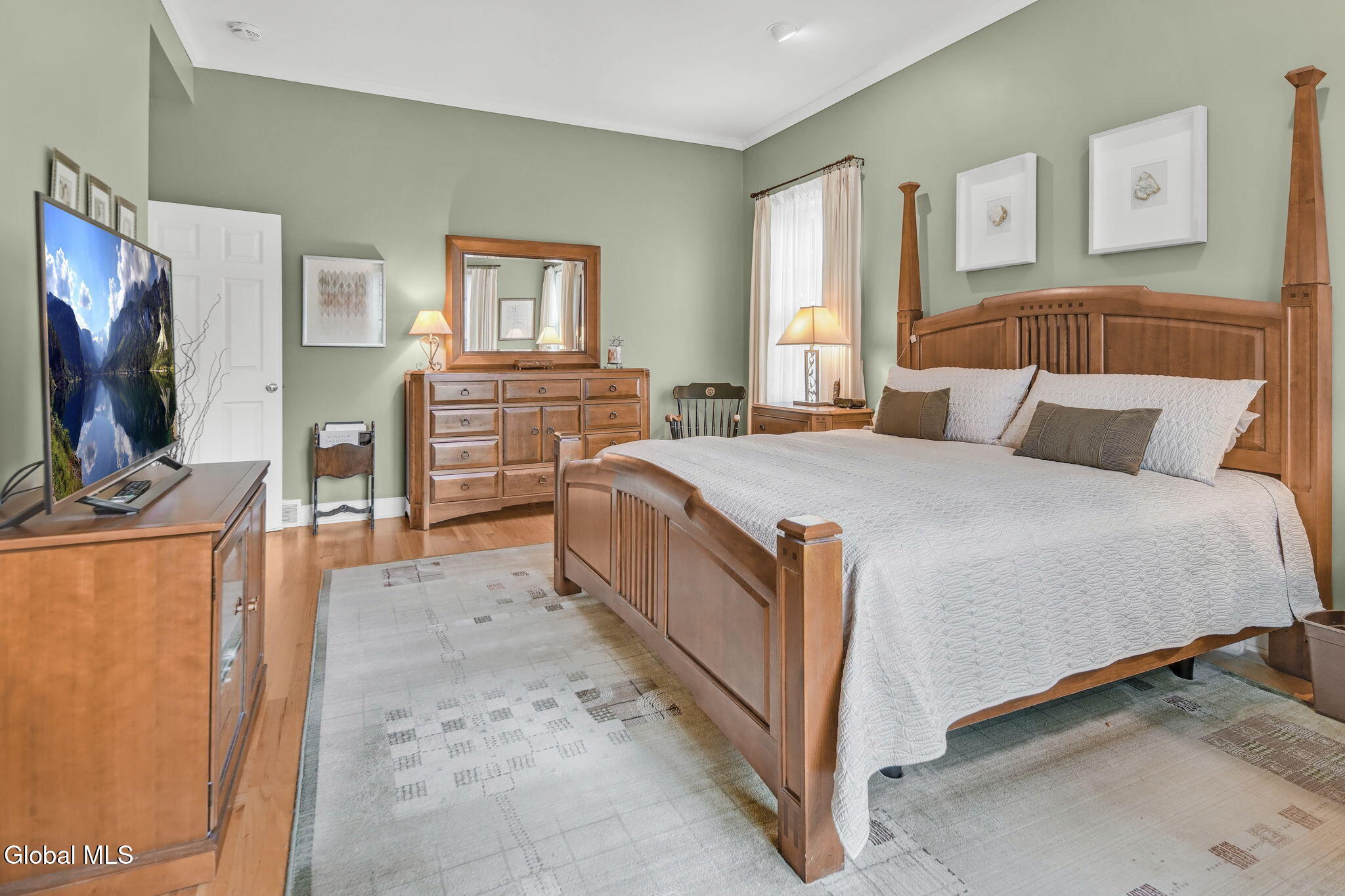 22 Hilander Drive Loudonville NY 12211
