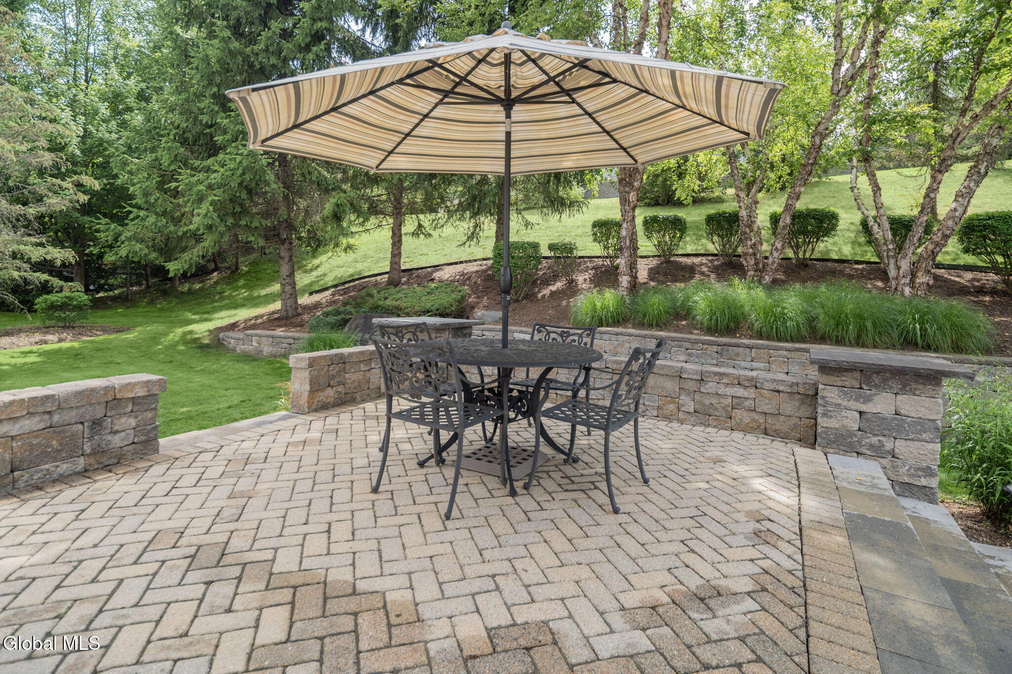 22 Hilander Drive Loudonville NY 12211