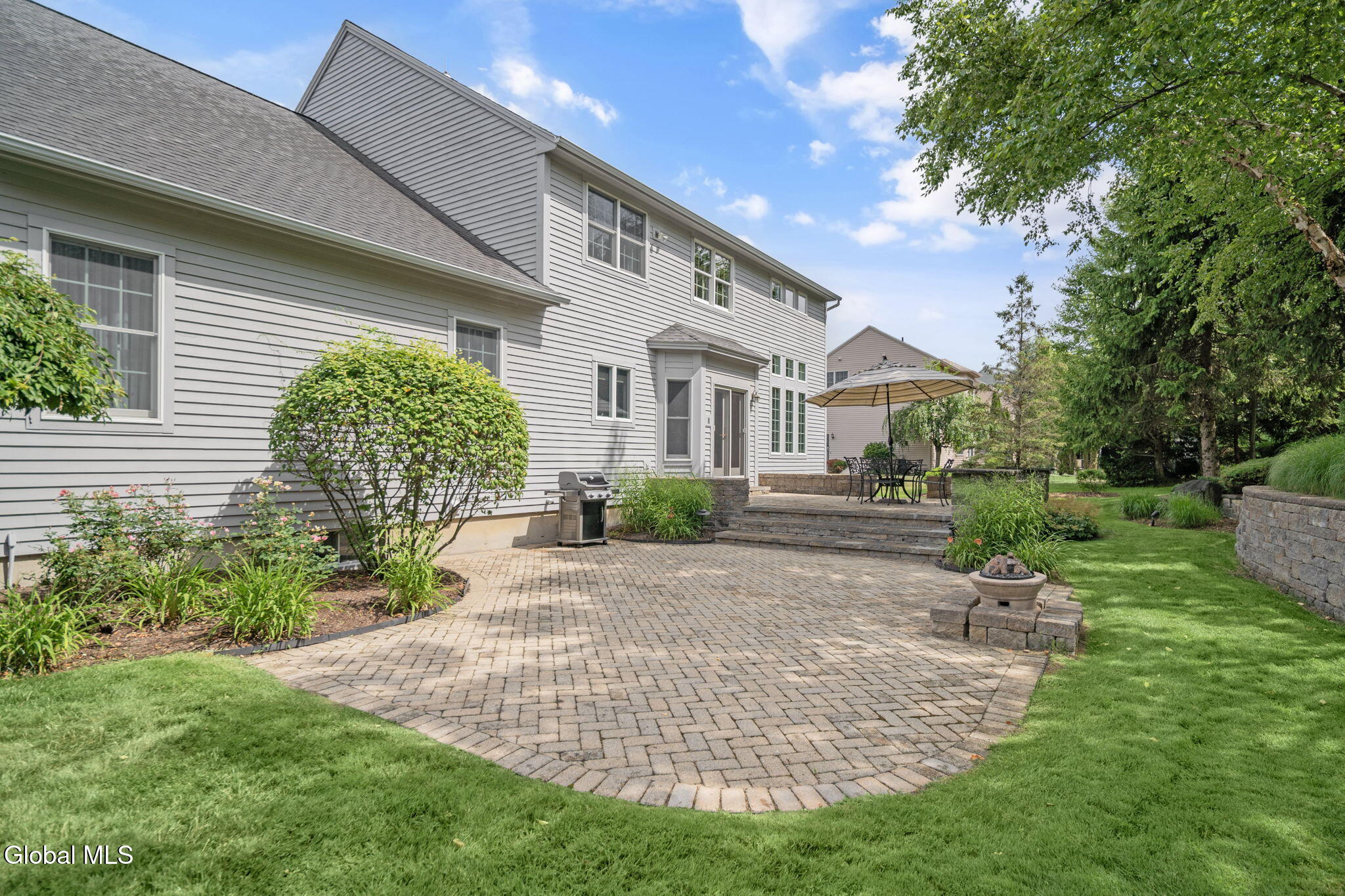 22 Hilander Drive Loudonville NY 12211