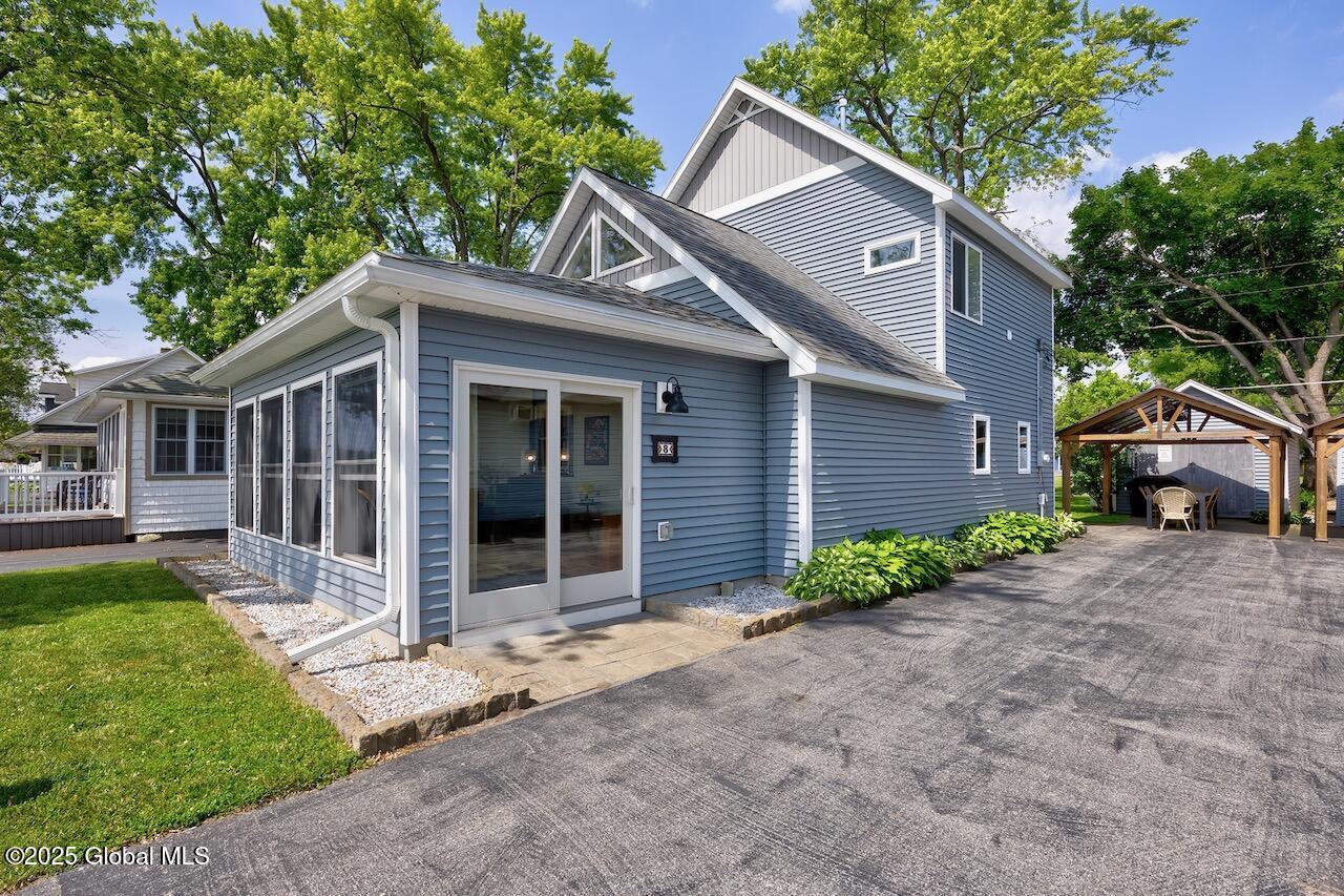 8 Riley Cove Road Malta NY 12020
