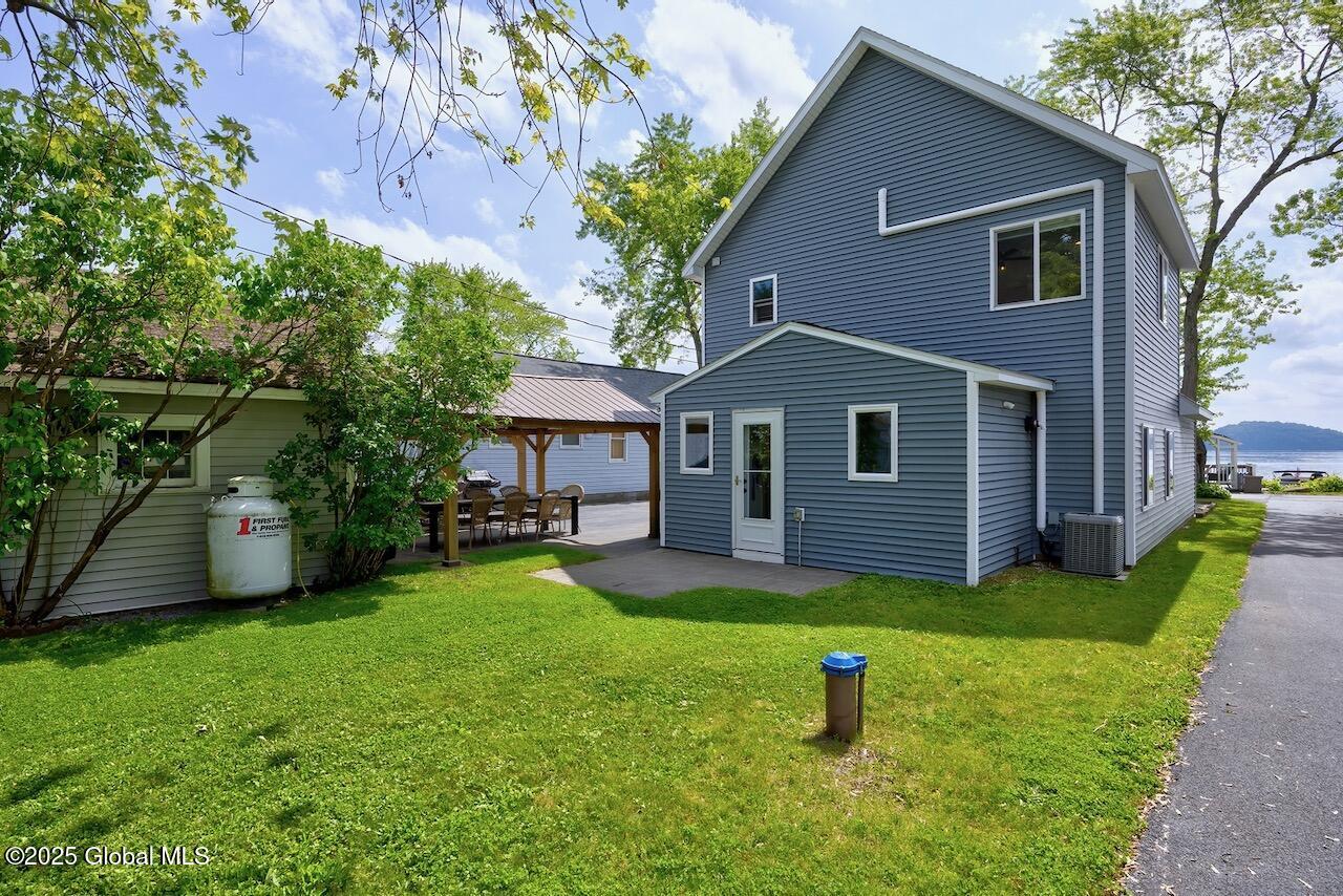 8 Riley Cove Road Malta NY 12020