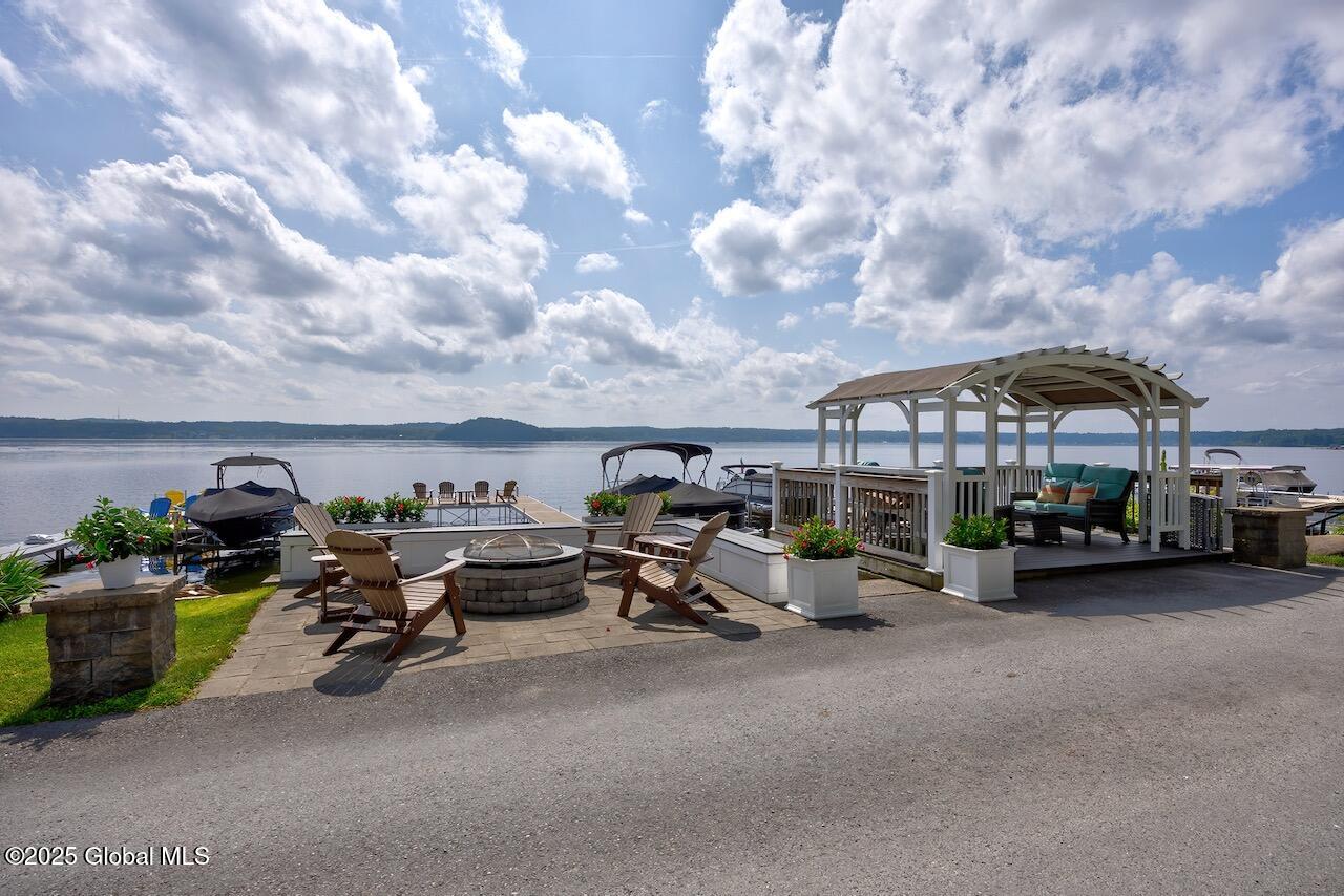 8 Riley Cove Road Malta NY 12020